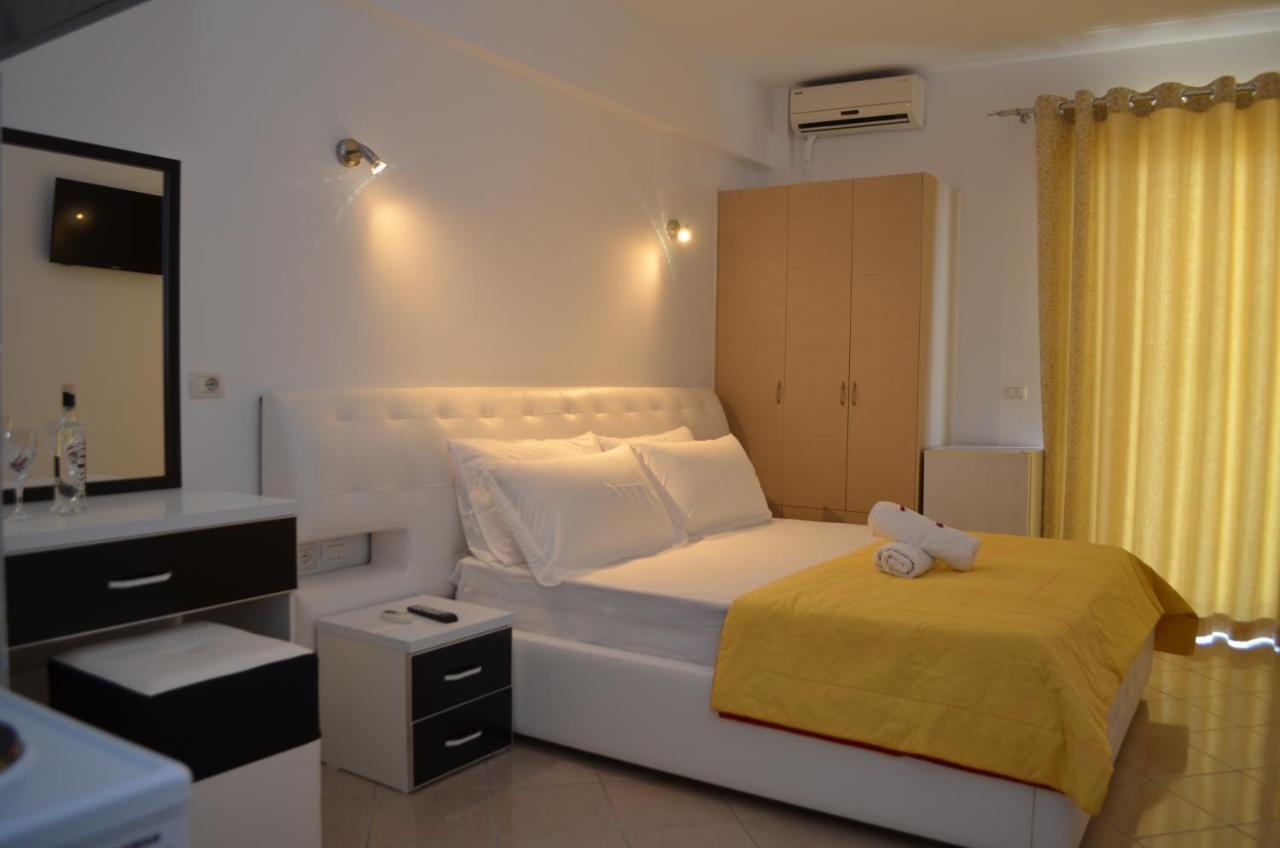 Noah Apartaments Sarande Exterior photo