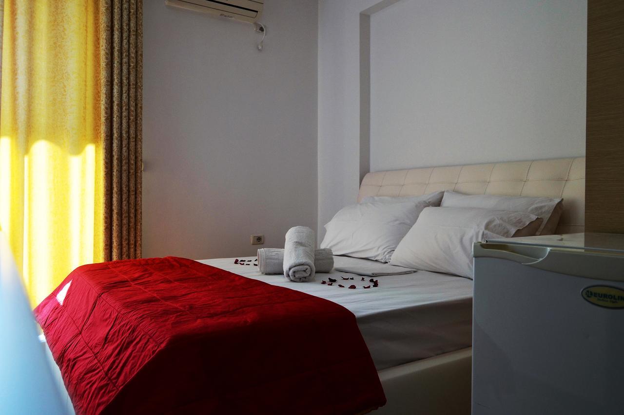 Noah Apartaments Sarande Exterior photo
